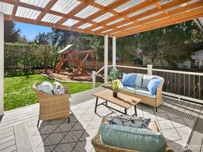 7037 NE 137th Street, Kirkland WA 98034