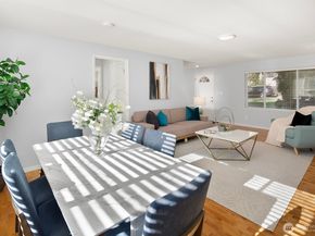 7037 NE 137th Street, Kirkland WA 98034