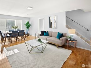 7037 NE 137th Street, Kirkland WA 98034