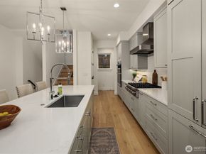 12105 NE 105th Street, Kirkland WA 98033