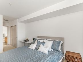 1525 NW 57th Street 302, Seattle WA 98107