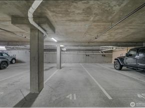 1525 NW 57th Street 302, Seattle WA 98107