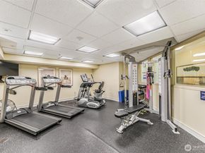 1525 NW 57th Street 302, Seattle WA 98107