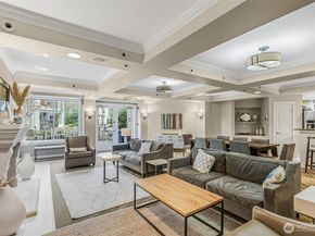 1525 NW 57th Street 302, Seattle WA 98107