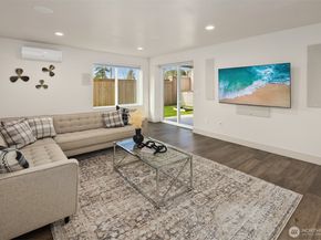 2144 NW 201st Street, Shoreline WA 98177