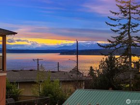 2144 NW 201st Street, Shoreline WA 98177