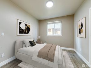 2712 153rd Street SW, Lynnwood WA 98087