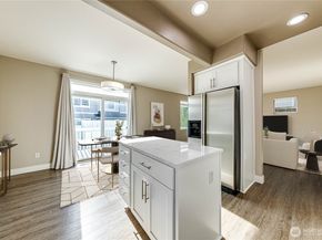 2712 153rd Street SW, Lynnwood WA 98087