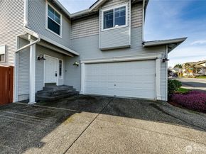 2712 153rd Street SW, Lynnwood WA 98087