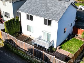 2712 153rd Street SW, Lynnwood WA 98087