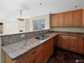 15345 Sunwood Boulevard D104, Tukwila WA 98188