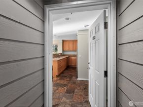 15345 Sunwood Boulevard D104, Tukwila WA 98188