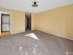 15345 Sunwood Boulevard D104, Tukwila WA 98188