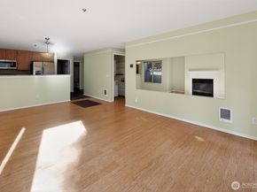 15345 Sunwood Boulevard D104, Tukwila WA 98188