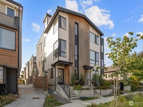 4521 Sunnyside Avenue N A, Seattle WA 98103