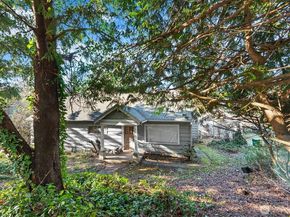 5721 108th Avenue NE, Kirkland WA 98033