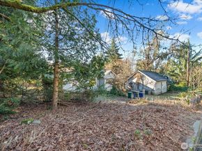 5721 108th Avenue NE, Kirkland WA 98033