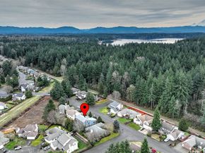 15016 SE 184th St, Renton WA 98058