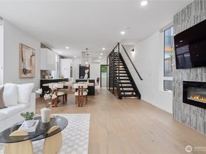 8613 23rd Avenue NE B, Seattle WA 98115