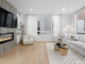 8613 23rd Avenue NE B, Seattle WA 98115