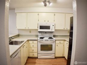 25120 98th Place S A105, Kent WA 98030