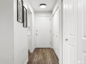 1111 Kirkland Avenue 3A, Kirkland WA 98033