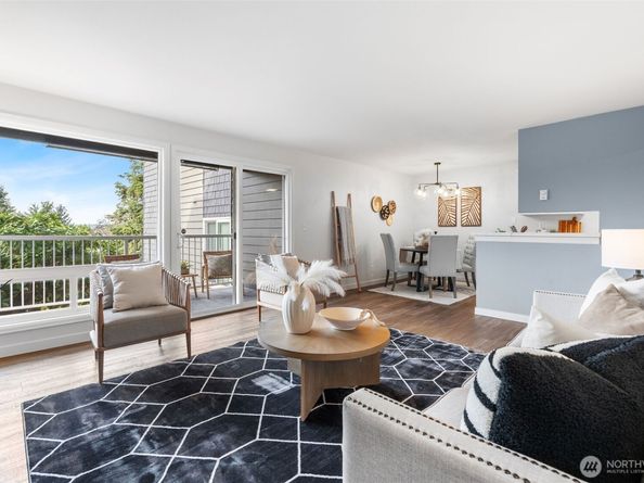 1111 Kirkland Avenue 3A, Kirkland WA 98033