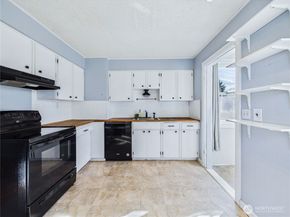 2103 E 21st Street, Bremerton WA 98310