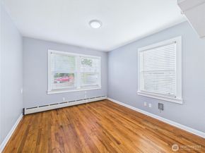 2103 E 21st Street, Bremerton WA 98310