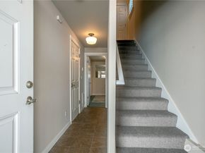 118 N 104th Street A, Seattle WA 98133