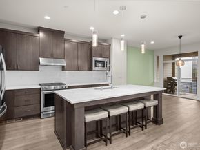 26637 NE Boyd Way 102, Duvall WA 98019