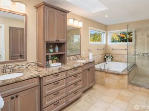 2303 Lyons Avenue NE, Renton WA 98059