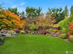 2303 Lyons Avenue NE, Renton WA 98059