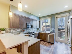 2115 201st Place SE F4, Bothell WA 98012