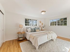 6177 92nd Avenue SE, Mercer Island WA 98040