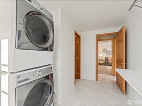 6177 92nd Avenue SE, Mercer Island WA 98040