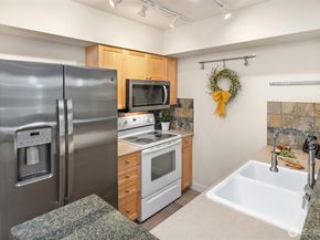 1545 NW 57th Street 502, Seattle WA 98107