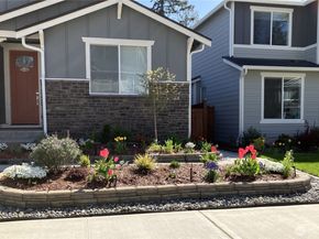 1784 Ashby Avenue NW, Poulsbo WA 98370