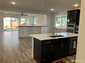 1784 Ashby Avenue NW, Poulsbo WA 98370