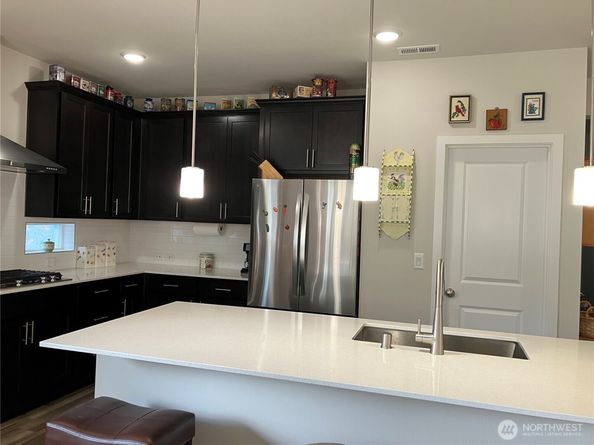 1784 Ashby Avenue NW, Poulsbo WA 98370