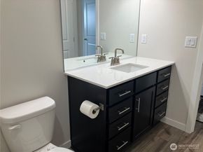 1784 Ashby Avenue NW, Poulsbo WA 98370