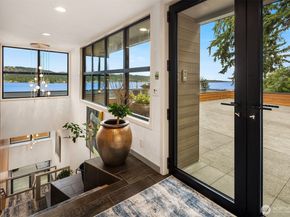 3840 E Mercer Way, Mercer Island WA 98040