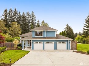 24325 SE 40th Place, Sammamish WA 98029