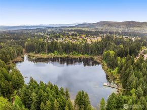 24325 SE 40th Place, Sammamish WA 98029
