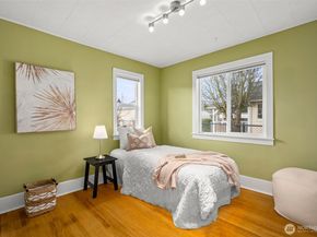 1115 Elizabeth Avenue, Bremerton WA 98337