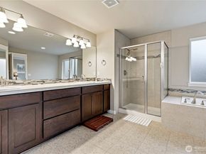 110 204th Place SW, Lynnwood WA 98036