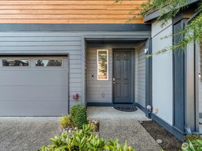 19326 37th Avenue SE C, Bothell WA 98012