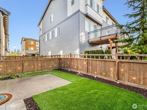 19326 37th Avenue SE C, Bothell WA 98012