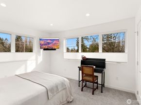 10419 41st Avenue SW, Seattle WA 98146