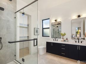 15016 SE 22nd Street, Bellevue WA 98007